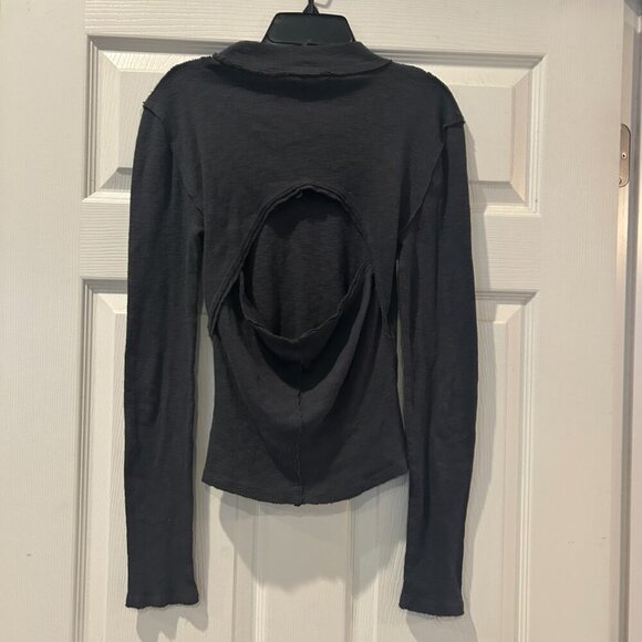 Free People Distant Sun Tee Open Back Long Sleeve Mock Neck Size Small Boho Yoga - Picture 10 of 11